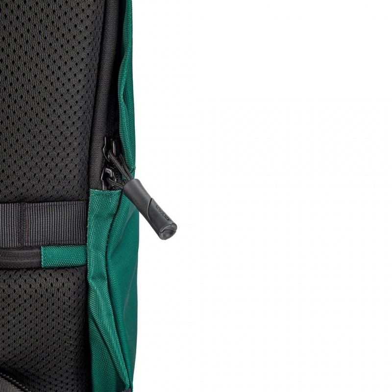 Městský bezpečnostní batoh, Bobby Soft, 15,6", XD Design, tmavě zelený