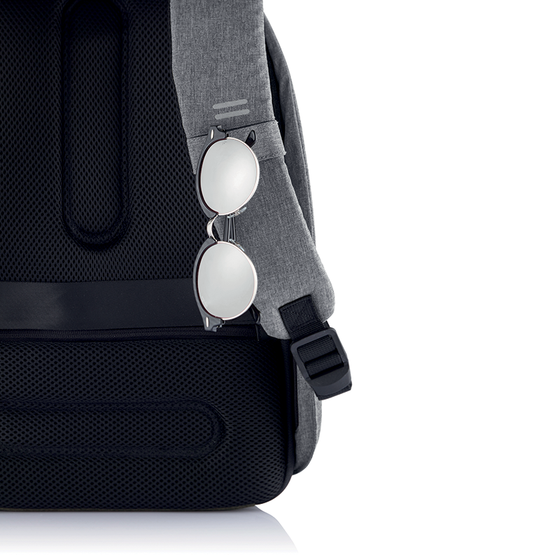 Bezpečnostní batoh, Bobby Hero Small 13.3", XD Design, šedý