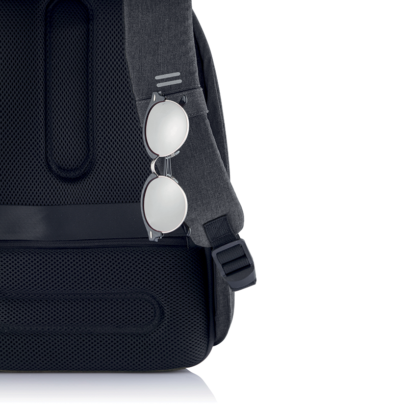 Bezpečnostní batoh, Bobby Hero Small 13.3", XD Design, černý